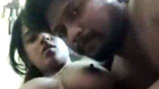 Hot desi girl leaked mms sex