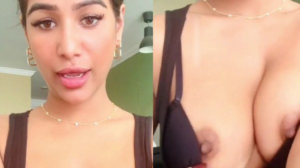 Poonam Pandey showing her boobs on video call Sex